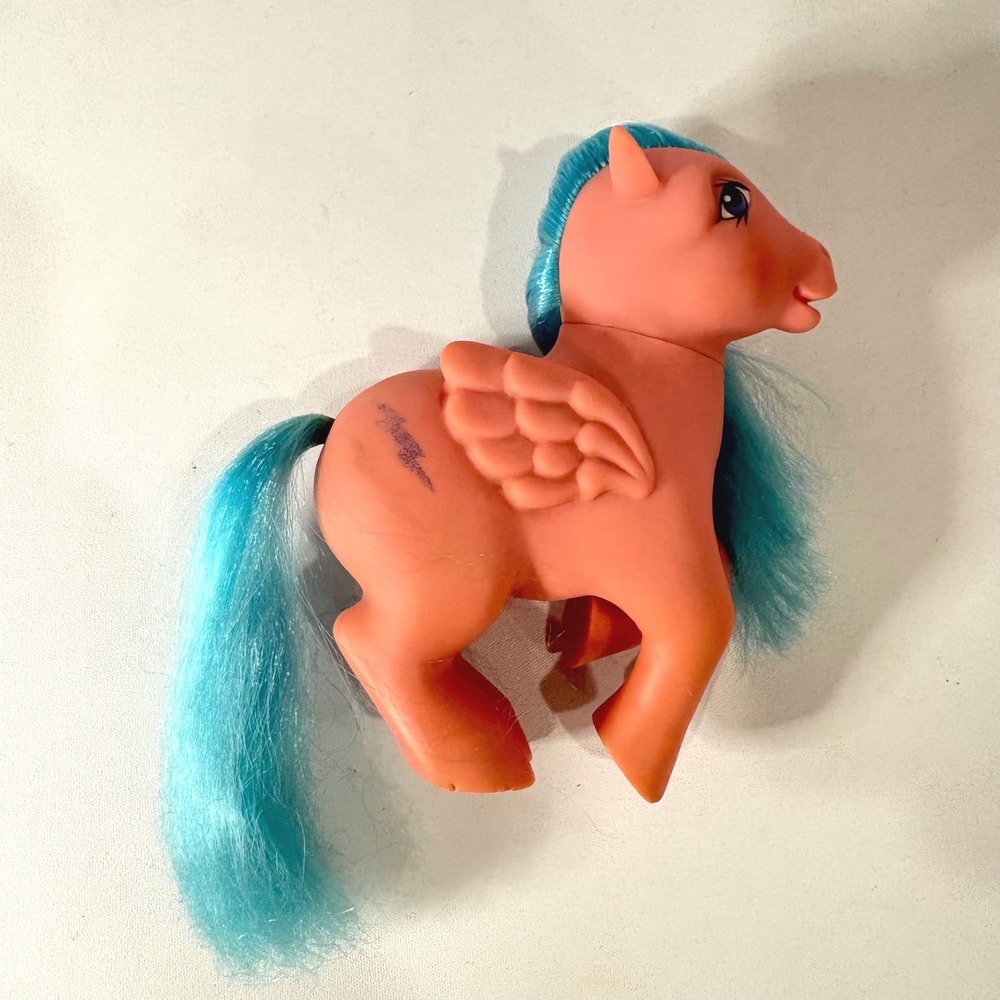 Vintage My Little Pony G1 Firefly Pegasus 1983 Peach Blue Hair Lightning Bolt